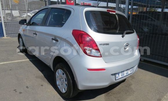 Buy Used Hyundai i20 Silver Car in Mafeteng in Mafeteng Buy Used Hyundai i20 Silver Car in Mafeteng in Mafeteng
