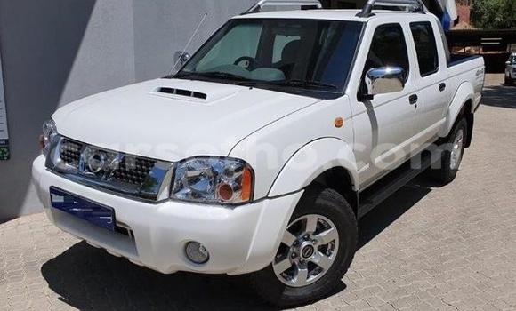 اشتري مستعمل Nissan Hardbody White سيارة في Maseru في Maseru اشتري مستعمل Nissan Hardbody White سيارة في Maseru في Maseru