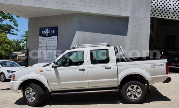 اشتري مستعمل Nissan Hardbody White سيارة في Maseru في Maseru اشتري مستعمل Nissan Hardbody White سيارة في Maseru في Maseru