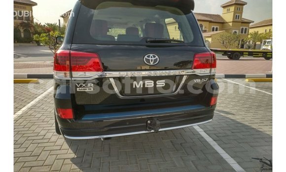 Buy Import Toyota Land Cruiser Black Car in Import - Dubai in Maseru Buy Import Toyota Land Cruiser Black Car in Import - Dubai in Maseru
