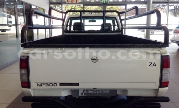اشتري مستعمل Nissan Hardbody White سيارة في Maseru في Maseru اشتري مستعمل Nissan Hardbody White سيارة في Maseru في Maseru