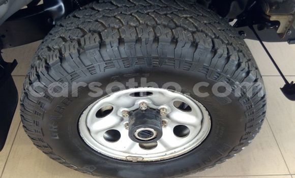 اشتري مستعمل Nissan Hardbody White سيارة في Maseru في Maseru اشتري مستعمل Nissan Hardbody White سيارة في Maseru في Maseru