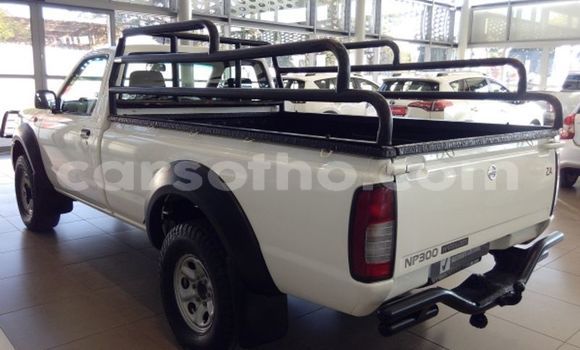 اشتري مستعمل Nissan Hardbody White سيارة في Maseru في Maseru اشتري مستعمل Nissan Hardbody White سيارة في Maseru في Maseru