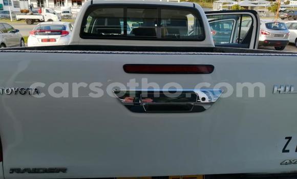 Buy Used Toyota Hilux Green Car in Maseru in Maseru Buy Used Toyota Hilux Green Car in Maseru in Maseru