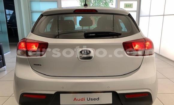 Sayi Na hannu Kia Rio Silver Mota in Maputsoe a Leribe Sayi Na hannu Kia Rio Silver Mota in Maputsoe a Leribe