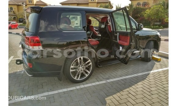 Buy Import Toyota Land Cruiser Black Car in Import - Dubai in Maseru Buy Import Toyota Land Cruiser Black Car in Import - Dubai in Maseru