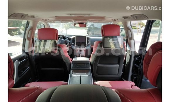 Buy Import Toyota Land Cruiser Black Car in Import - Dubai in Maseru Buy Import Toyota Land Cruiser Black Car in Import - Dubai in Maseru