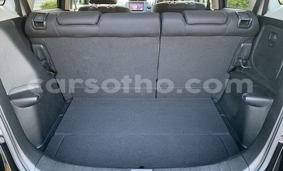 Sayi Na hannu Honda FIT Black Mota in Maseru a Maseru Sayi Na hannu Honda FIT Black Mota in Maseru a Maseru