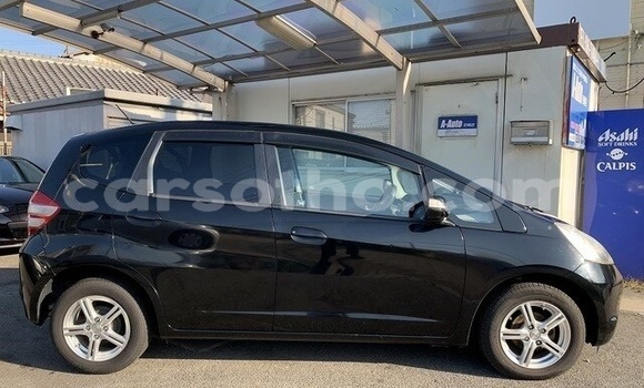 Sayi Na hannu Honda FIT Black Mota in Maseru a Maseru Sayi Na hannu Honda FIT Black Mota in Maseru a Maseru