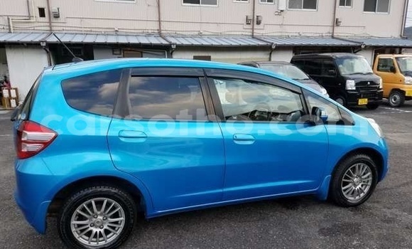 Acheter Occasion Voiture Honda FIT Bleu à Maputsoe, Leribe Acheter Occasion Voiture Honda FIT Bleu à Maputsoe, Leribe