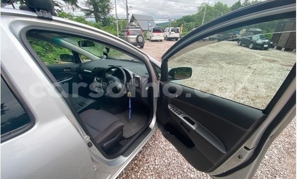 Sayi Na hannu Toyota Wish Blue Mota in Maseru a Maseru Sayi Na hannu Toyota Wish Blue Mota in Maseru a Maseru