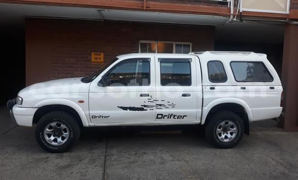 Buy Used Mazda BT-50 White Car in Maseru in Maseru Buy Used Mazda BT-50 White Car in Maseru in Maseru