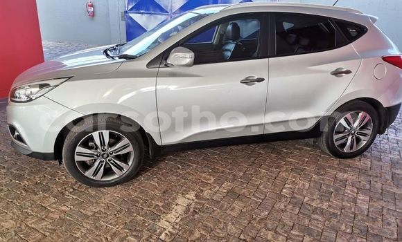 Buy Used Hyundai ix35 Silver Car in Maputsoa in Leribe Buy Used Hyundai ix35 Silver Car in Maputsoa in Leribe