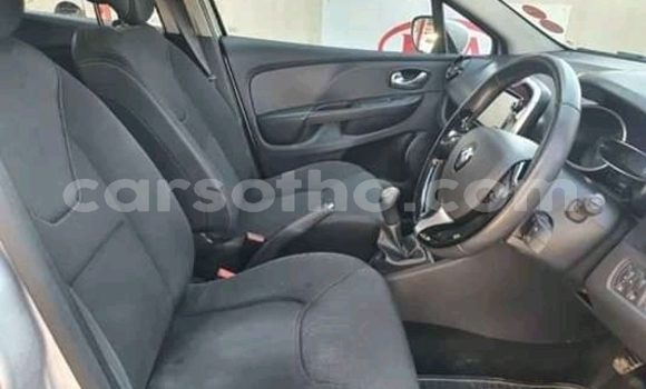 Acheter Occasion Voiture Renault Clio Gris à Hlotse, Leribe Acheter Occasion Voiture Renault Clio Gris à Hlotse, Leribe