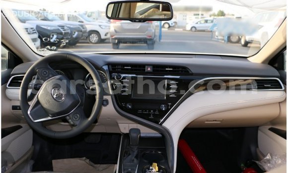 Sayi Imported Toyota Camry White Mota in Import - Dubai a Maseru Sayi Imported Toyota Camry White Mota in Import - Dubai a Maseru