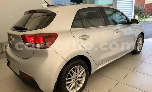 Buy Used Kia Rio Red Car in Maseru in Maseru Buy Used Kia Rio Red Car in Maseru in Maseru