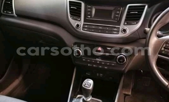 Sayi Na hannu Hyundai ix35 Red Mota in Mafeteng a Mafeteng Sayi Na hannu Hyundai ix35 Red Mota in Mafeteng a Mafeteng