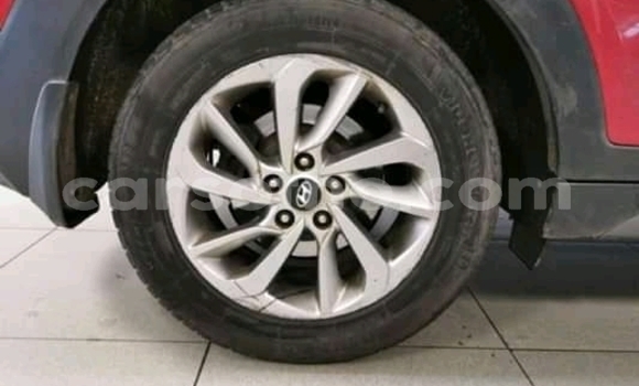 Sayi Na hannu Hyundai ix35 Red Mota in Mafeteng a Mafeteng Sayi Na hannu Hyundai ix35 Red Mota in Mafeteng a Mafeteng