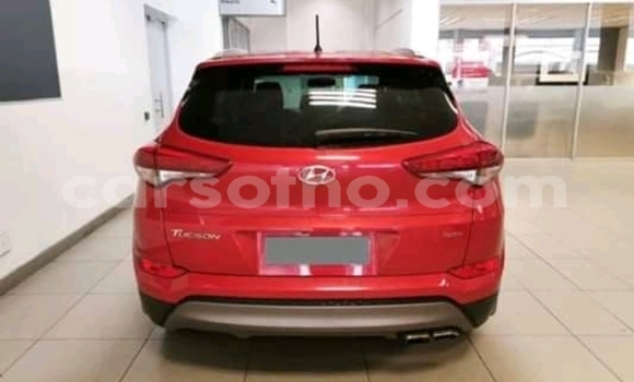 Sayi Na hannu Hyundai ix35 Red Mota in Mafeteng a Mafeteng Sayi Na hannu Hyundai ix35 Red Mota in Mafeteng a Mafeteng