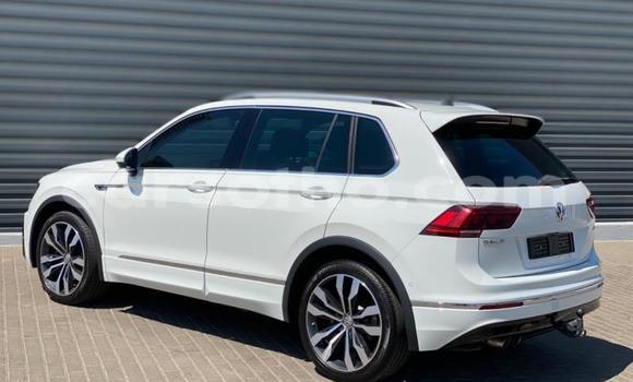 Buy Used Volkswagen Tiguan Green Car in Maseru in Maseru Buy Used Volkswagen Tiguan Green Car in Maseru in Maseru