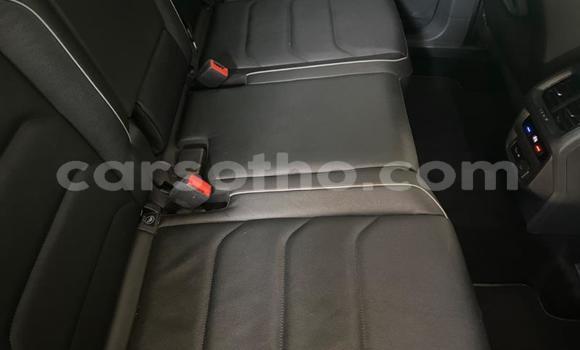 Buy Used Volkswagen Tiguan Green Car in Maseru in Maseru Buy Used Volkswagen Tiguan Green Car in Maseru in Maseru