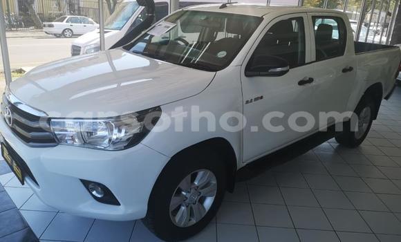 Buy Used Toyota Hilux Green Car in Maseru in Maseru Buy Used Toyota Hilux Green Car in Maseru in Maseru