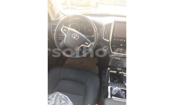 اشتري Imported Toyota Land Cruiser Black سيارة في Import - Dubai في Maseru اشتري Imported Toyota Land Cruiser Black سيارة في Import - Dubai في Maseru
