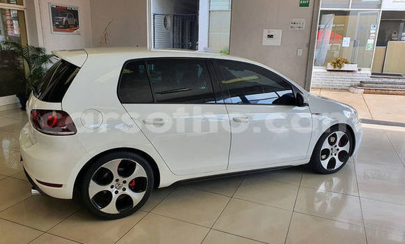 اشتري مستعمل Volkswagen Golf GTI White سيارة في Maseru في Maseru اشتري مستعمل Volkswagen Golf GTI White سيارة في Maseru في Maseru
