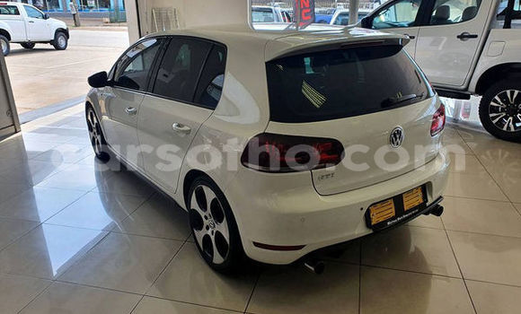 اشتري مستعمل Volkswagen Golf GTI White سيارة في Maseru في Maseru اشتري مستعمل Volkswagen Golf GTI White سيارة في Maseru في Maseru
