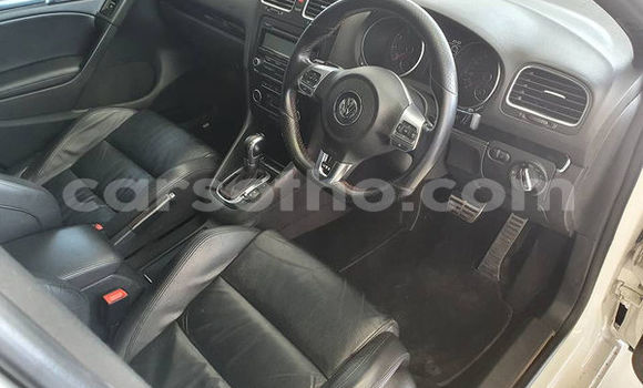 اشتري مستعمل Volkswagen Golf GTI White سيارة في Maseru في Maseru اشتري مستعمل Volkswagen Golf GTI White سيارة في Maseru في Maseru