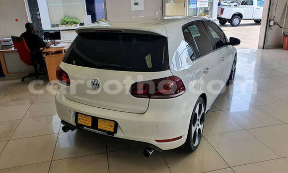 اشتري مستعمل Volkswagen Golf GTI White سيارة في Maseru في Maseru اشتري مستعمل Volkswagen Golf GTI White سيارة في Maseru في Maseru