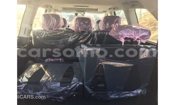 اشتري Imported Toyota Land Cruiser Black سيارة في Import - Dubai في Maseru اشتري Imported Toyota Land Cruiser Black سيارة في Import - Dubai في Maseru