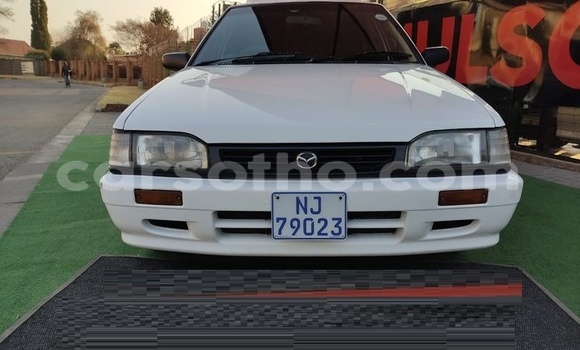 Acheter Occasion Voiture Mazda Revue Blanc à Maputsoa, Leribe Acheter Occasion Voiture Mazda Revue Blanc à Maputsoa, Leribe