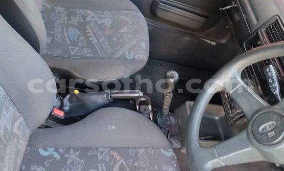 Acheter Occasion Voiture Mazda Revue Blanc à Maputsoa, Leribe Acheter Occasion Voiture Mazda Revue Blanc à Maputsoa, Leribe