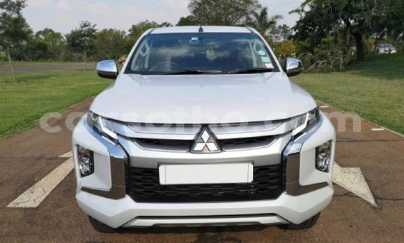Buy Used Mitsubishi Frontera Silver Car in Maseru in Maseru Buy Used Mitsubishi Frontera Silver Car in Maseru in Maseru