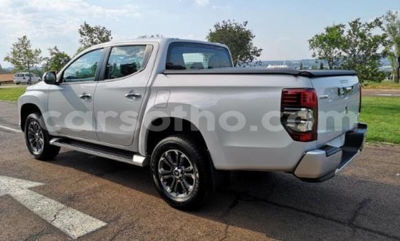 Buy Used Mitsubishi Frontera Silver Car in Maseru in Maseru Buy Used Mitsubishi Frontera Silver Car in Maseru in Maseru