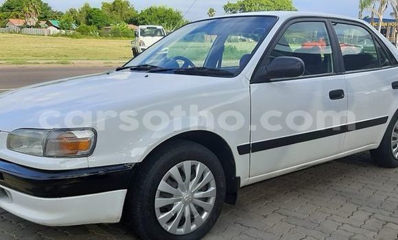 Sayi Na hannu Toyota Corolla White Mota in Maputsoa a Leribe Sayi Na hannu Toyota Corolla White Mota in Maputsoa a Leribe