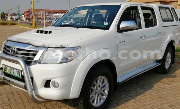 Acheter Occasion Voiture Toyota Hilux Blanc à Maseru, Maseru Acheter Occasion Voiture Toyota Hilux Blanc à Maseru, Maseru