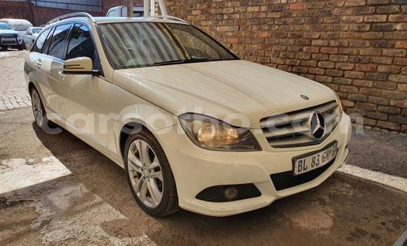 Buy Used Mercedes-Benz C–Class White Car in Maseru in Maseru Buy Used Mercedes-Benz C–Class White Car in Maseru in Maseru