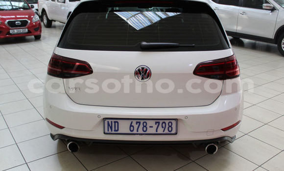 اشتري مستعمل Volkswagen Polo GTI White سيارة في Maputsoa في Leribe اشتري مستعمل Volkswagen Polo GTI White سيارة في Maputsoa في Leribe