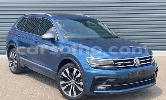 Buy Used Volkswagen Tiguan Blue Car in Maputsoe in Leribe Buy Used Volkswagen Tiguan Blue Car in Maputsoe in Leribe