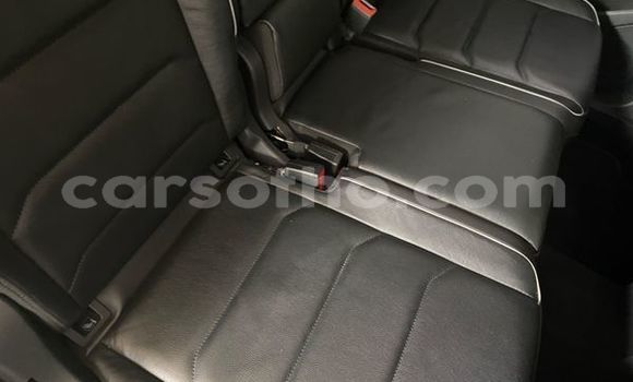 Buy Used Volkswagen Tiguan Blue Car in Maputsoe in Leribe Buy Used Volkswagen Tiguan Blue Car in Maputsoe in Leribe