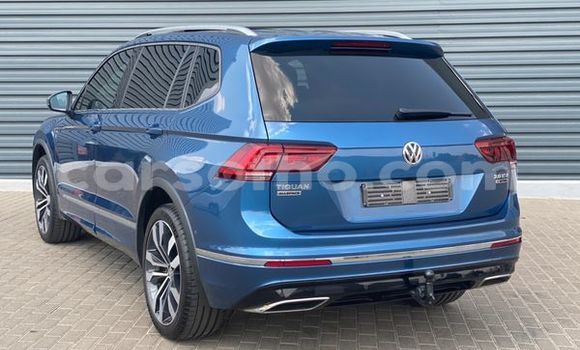 Buy Used Volkswagen Tiguan Blue Car in Maputsoe in Leribe Buy Used Volkswagen Tiguan Blue Car in Maputsoe in Leribe