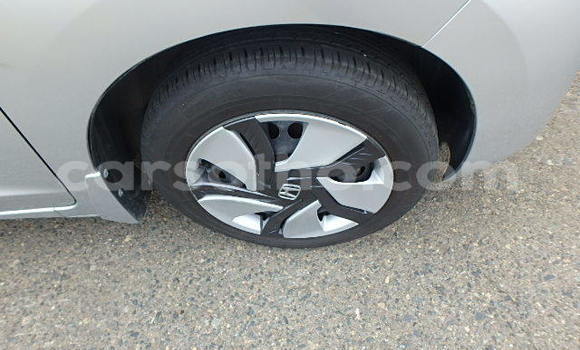 اشتري مستعمل Honda FIT Silver سيارة في Butha–Buthe في Thaba-Tseka اشتري مستعمل Honda FIT Silver سيارة في Butha–Buthe في Thaba-Tseka