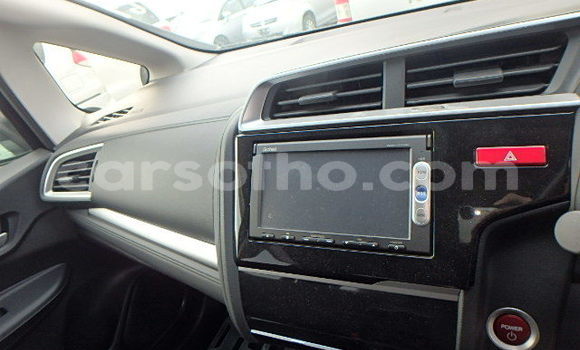 اشتري مستعمل Honda FIT Silver سيارة في Butha–Buthe في Thaba-Tseka اشتري مستعمل Honda FIT Silver سيارة في Butha–Buthe في Thaba-Tseka