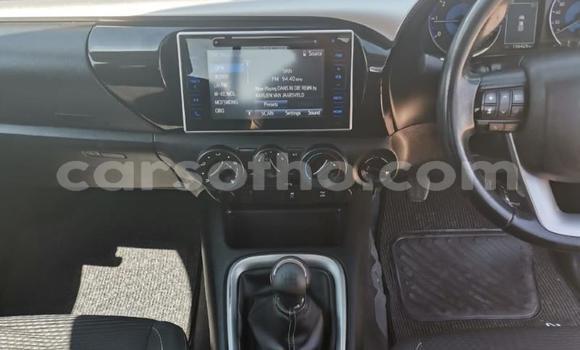 اشتري مستعمل Toyota Hilux White سيارة في Maseru في Maseru اشتري مستعمل Toyota Hilux White سيارة في Maseru في Maseru