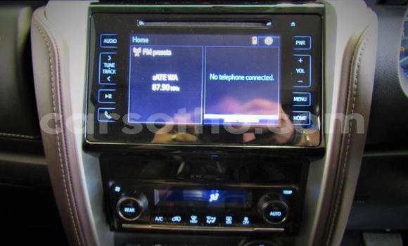 Buy Used Toyota Fortuner White Car in Maseru in Maseru Buy Used Toyota Fortuner White Car in Maseru in Maseru