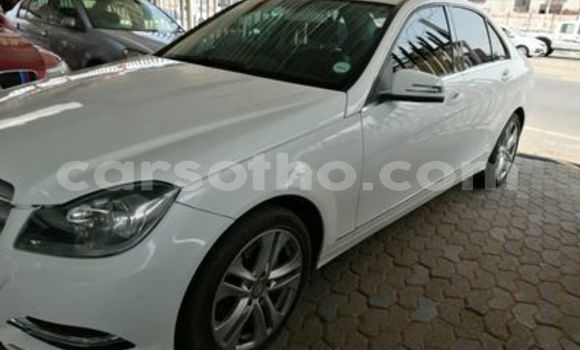 Buy Used Mercedes-Benz C–Class White Car in Maputsoe in Leribe Buy Used Mercedes-Benz C–Class White Car in Maputsoe in Leribe