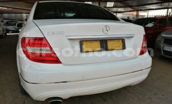 Buy Used Mercedes-Benz C–Class White Car in Maputsoe in Leribe Buy Used Mercedes-Benz C–Class White Car in Maputsoe in Leribe