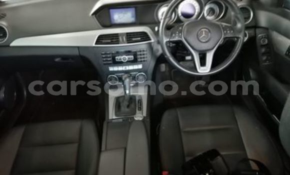 Buy Used Mercedes-Benz C–Class White Car in Maputsoe in Leribe Buy Used Mercedes-Benz C–Class White Car in Maputsoe in Leribe